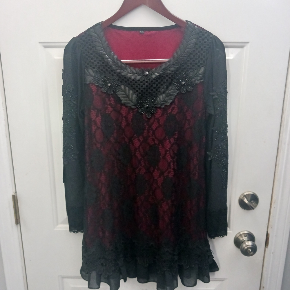 Black and Red Lace Long Sleeve Dress